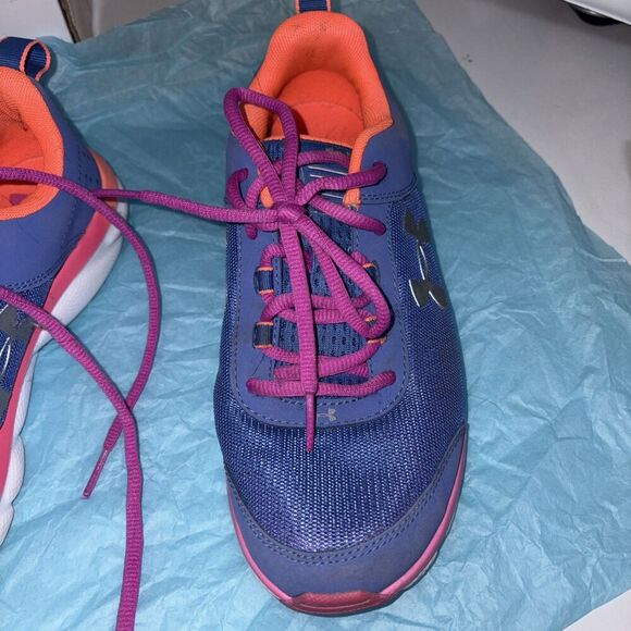 Under Armour UA GS Assert 8 Sneaker Blue Youth Size 6Y/7.5 Ladies - Picture 2 of 11